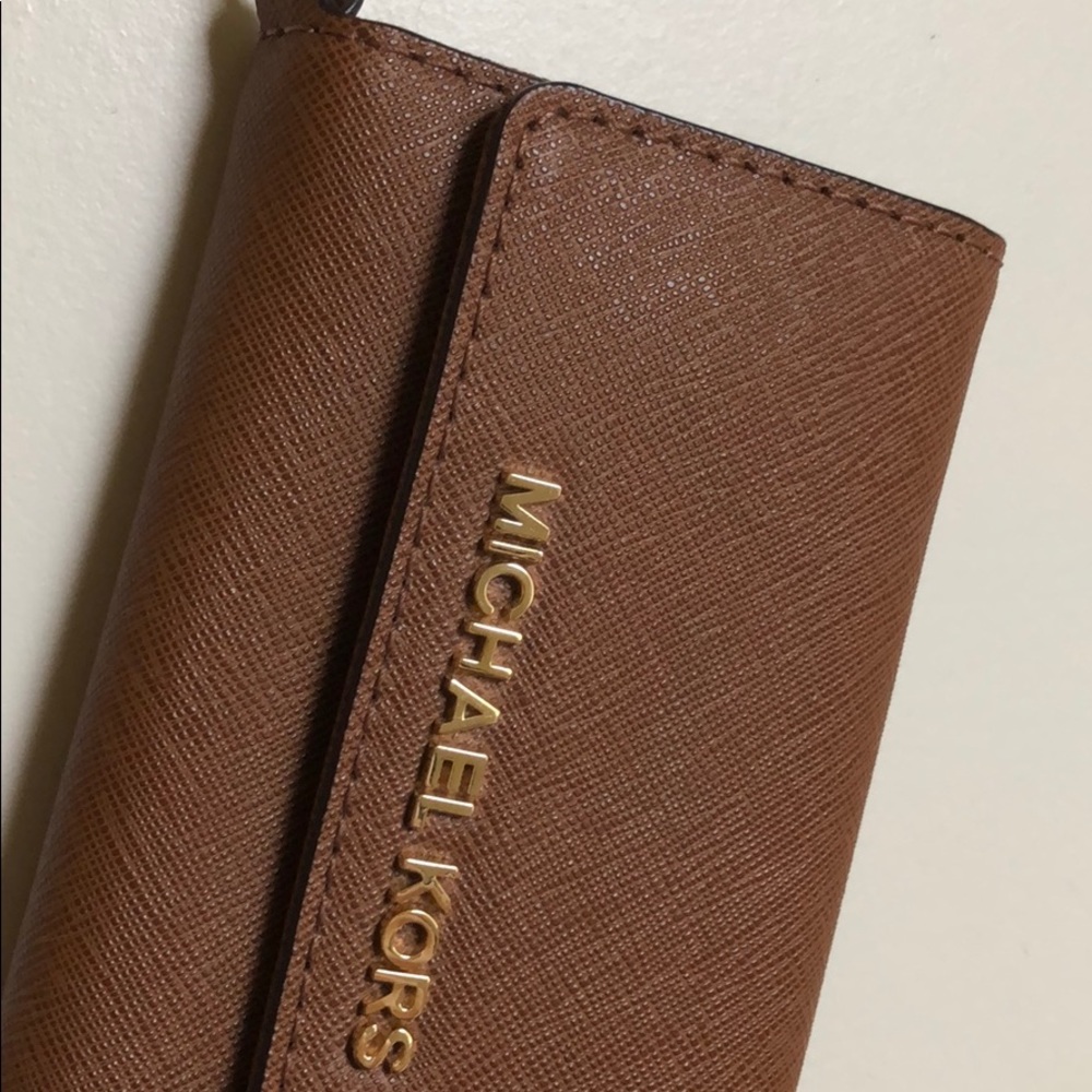 Michael Kors Wristlet - Picture 5 of 5